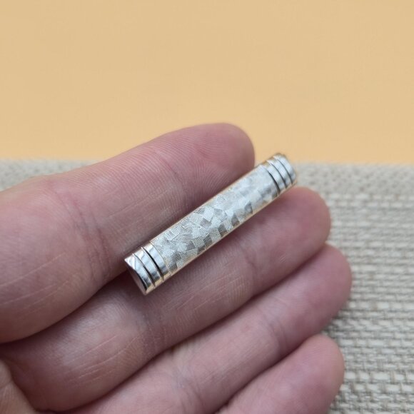 Textured Pattern Bright Tie Clip A5989 - Picture 2 of 6